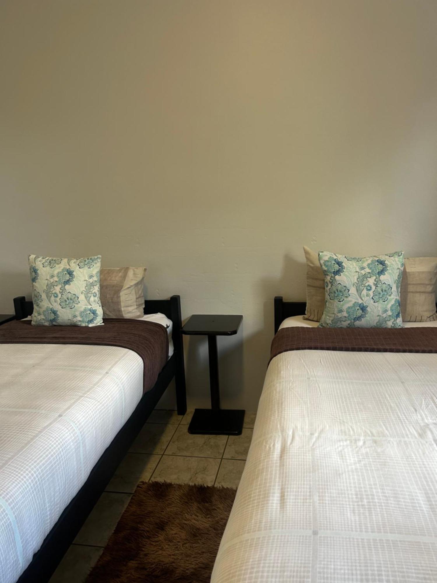 Skyfly Bed & Breakfast Manzini Ngoại thất bức ảnh