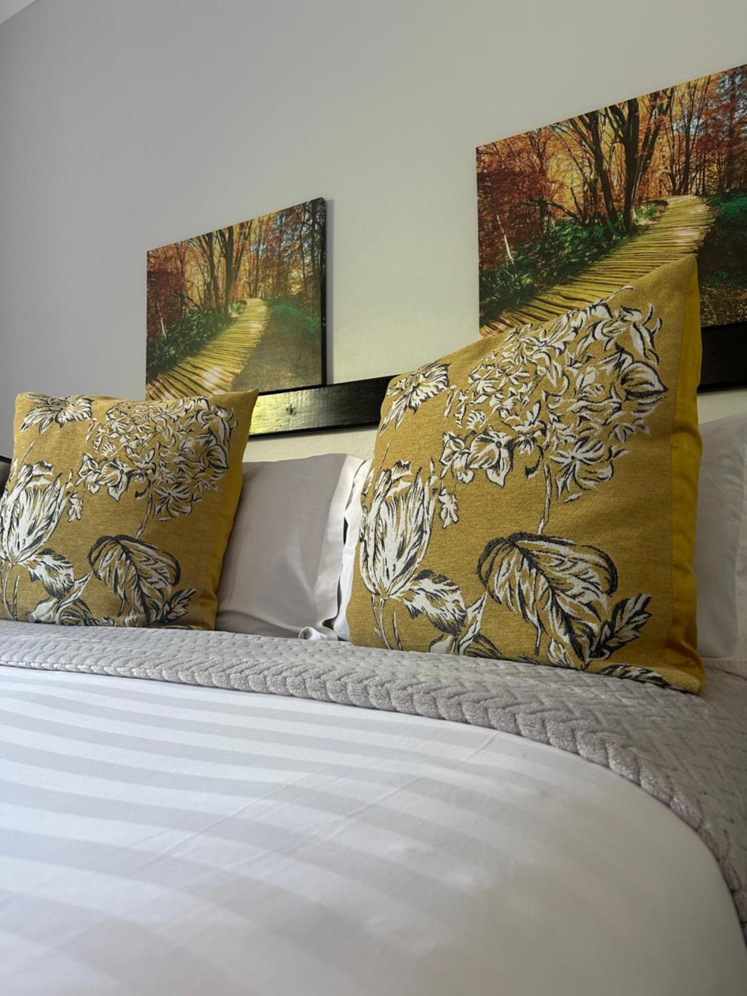 Skyfly Bed & Breakfast Manzini Ngoại thất bức ảnh