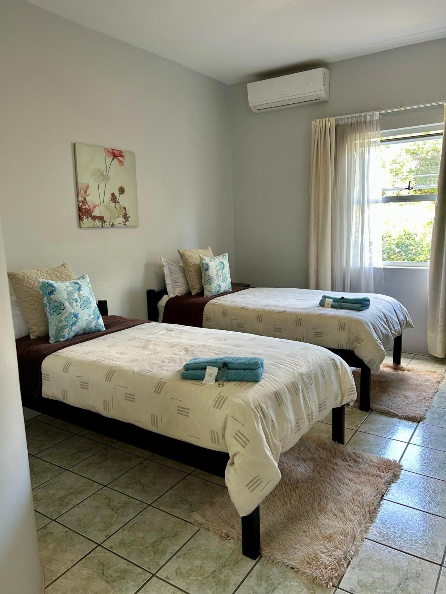 Skyfly Bed & Breakfast Manzini Ngoại thất bức ảnh